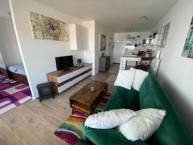 Oase Mit Meerblick, Schwimmbad&nahe Hansapark Apartment *